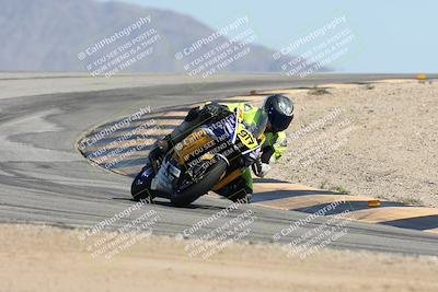 media/Oct-04-2025-CVMA (Sat) [[408bcdd6e4]]/Race 10-Amateur Supersport Middleweight/